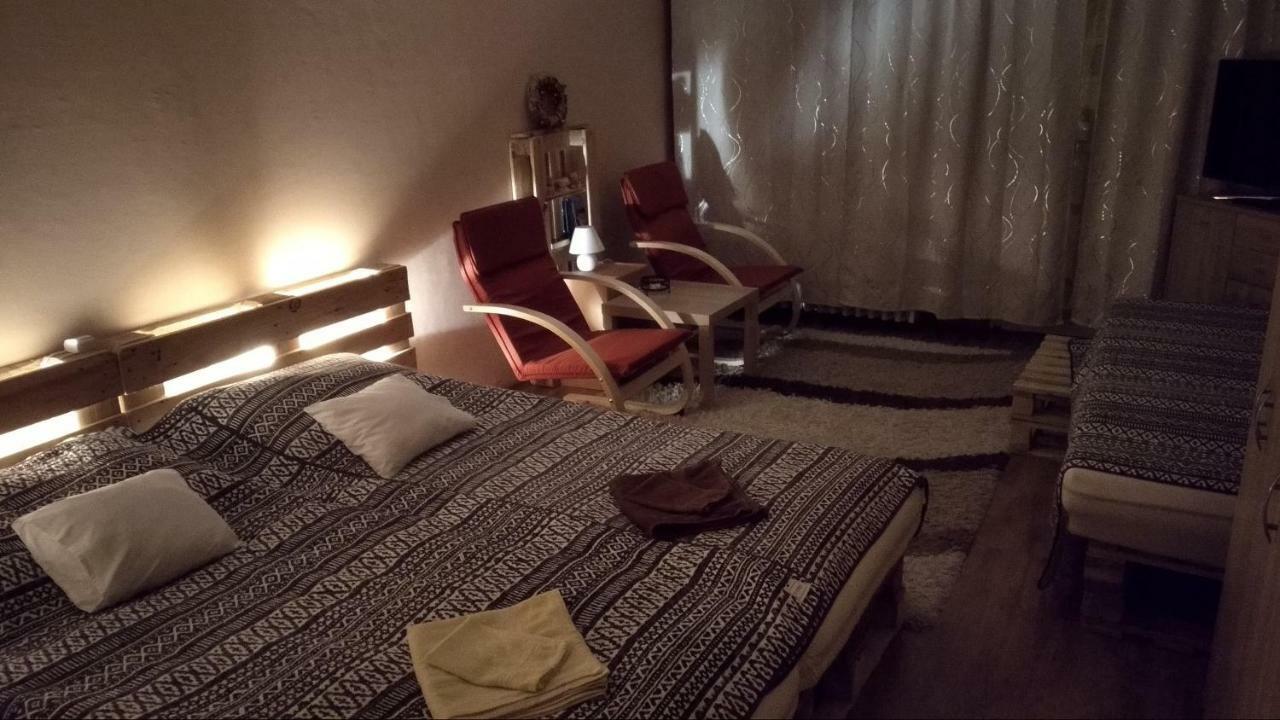 Gesztenyes Apartman Miskolc Eksteriør billede