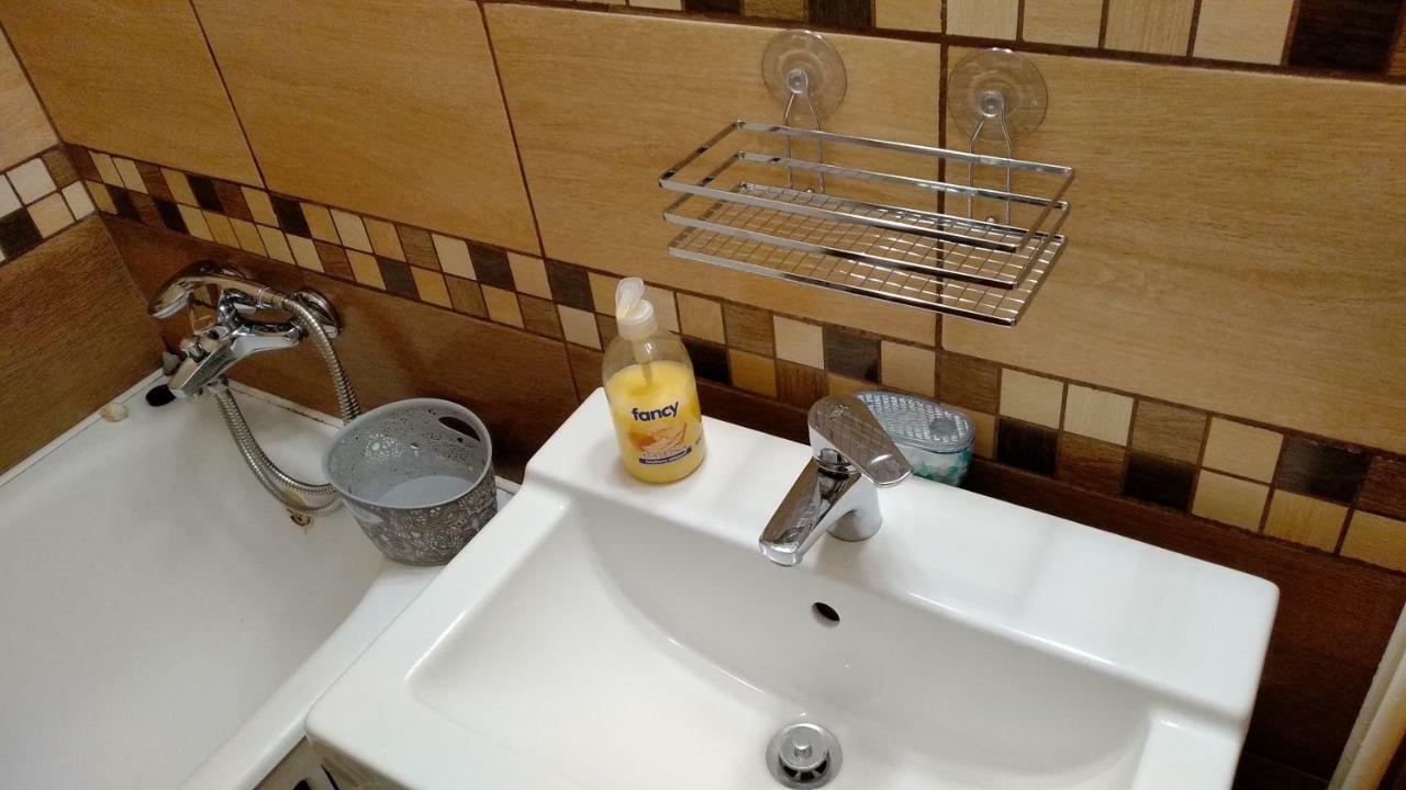Gesztenyes Apartman Miskolc Eksteriør billede